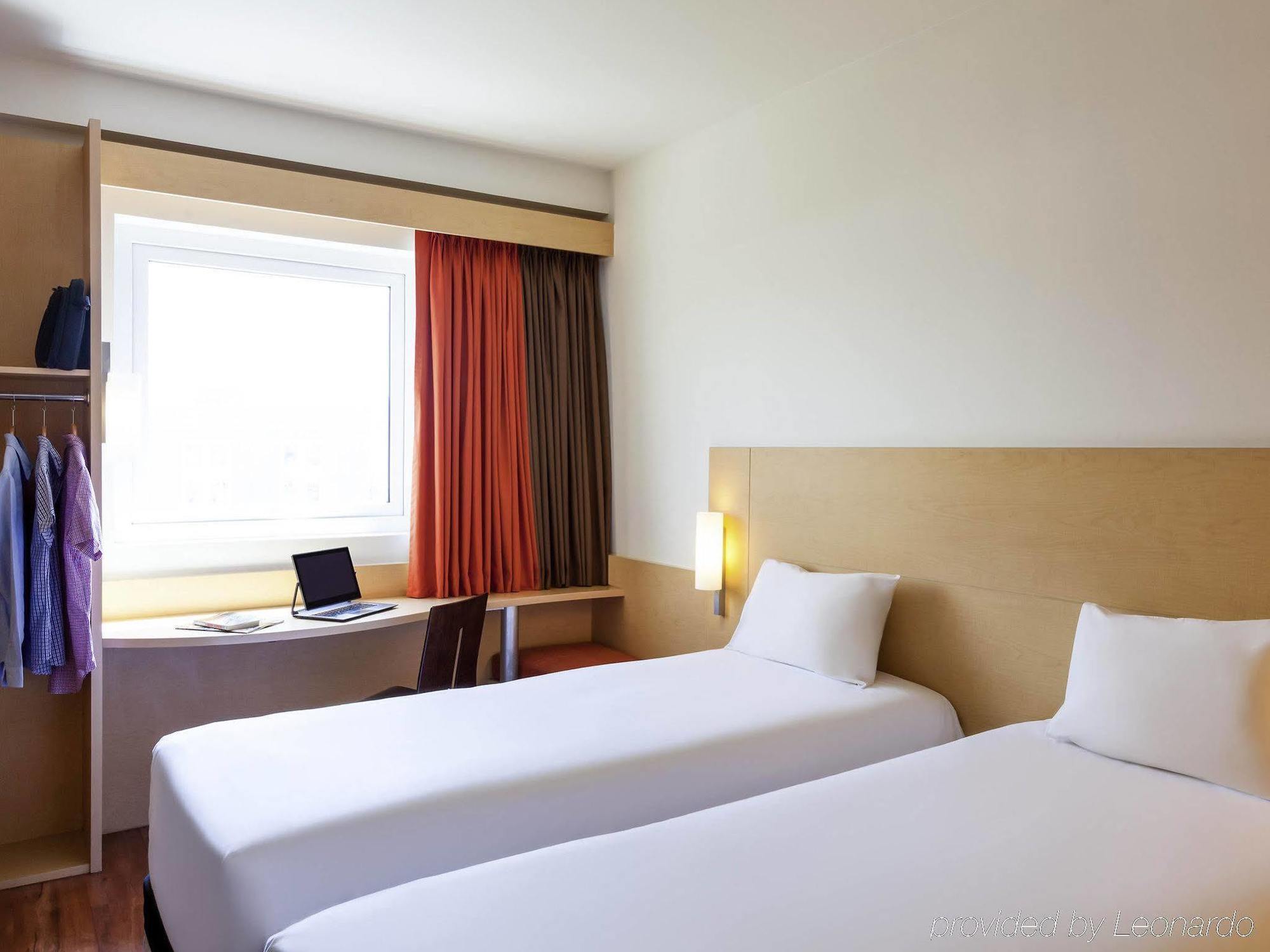 Ibis Hermosillo Exterior foto